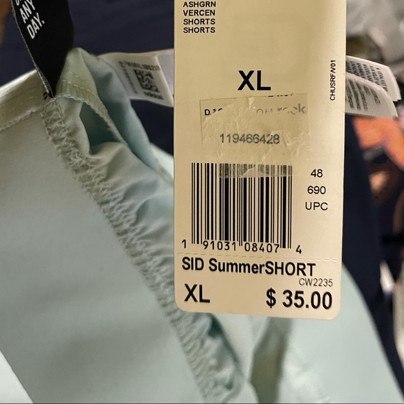 Women’s Adidas shorts NWT - Picture 7 of 7